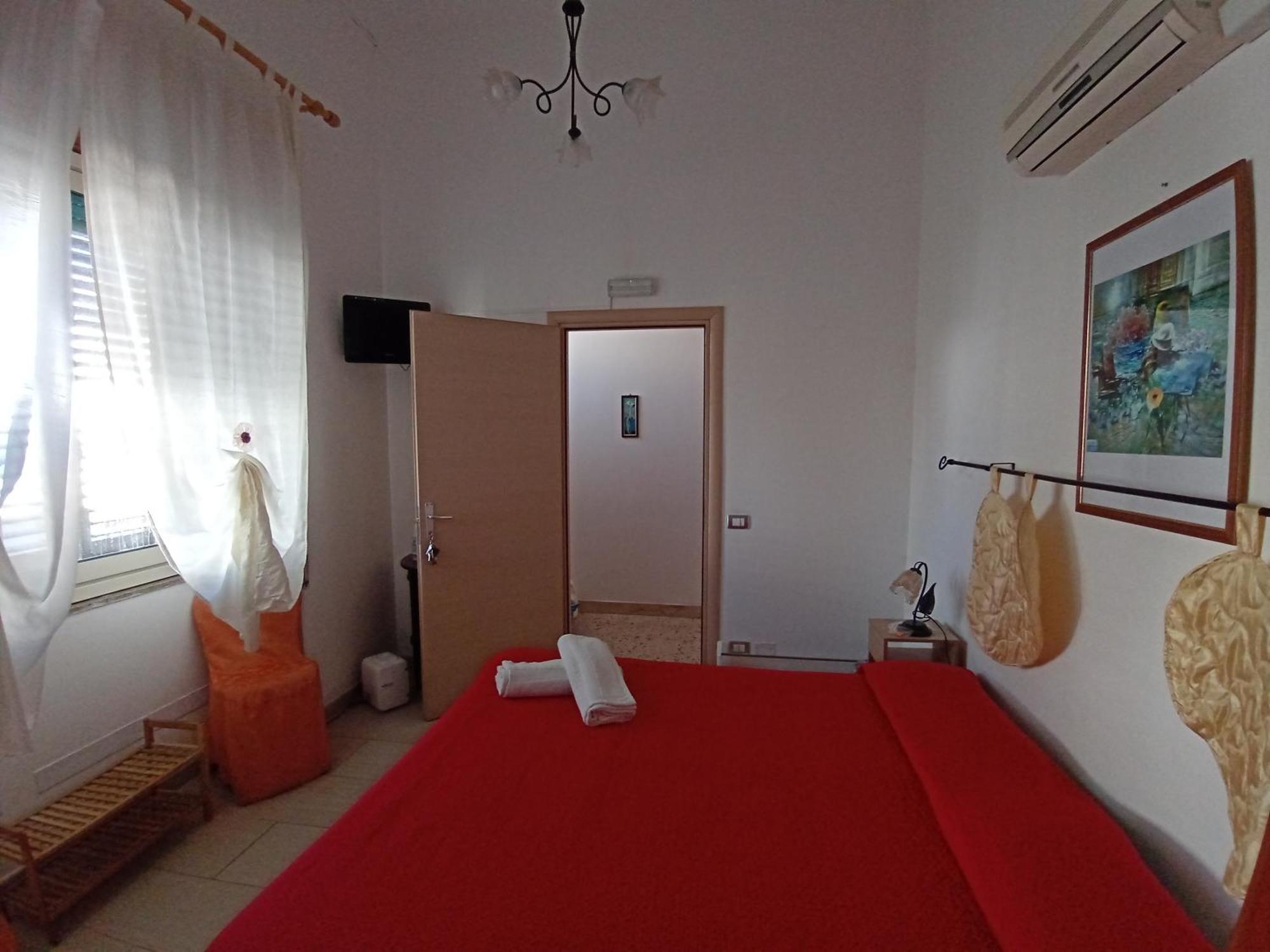 Casa Rosati Bed and Breakfast Sampieri Exteriör bild